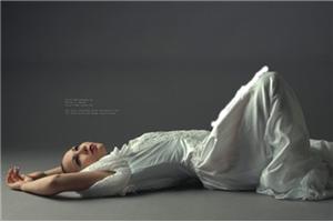 艺术化治疗 -全人模式的团体心理治疗和临床实践