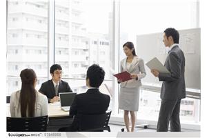 李鸣精神分析师课程培训班（初级、中级）