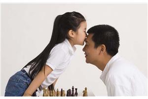 【心理咨询案例】远离亲人让孩子“病”不停