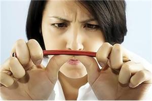 每一个孩子都是天生的画家，什么题材都能进入画中。