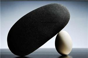 坚强也要分时候