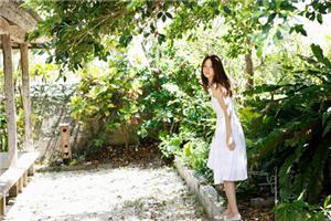 生活本来就很简单，活的平和一点