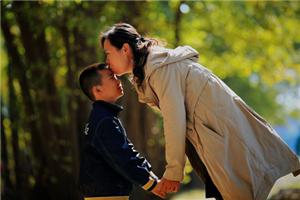 当妈妈来家里做客