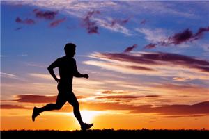 只追前一名的理念