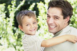 把老爸“拉黑”