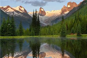 为什么说极贫出贪官？