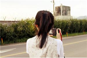 女孩请记住，爱自己才能爱别人