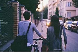 我最终还是娶了一个我妈给我介绍的女人
