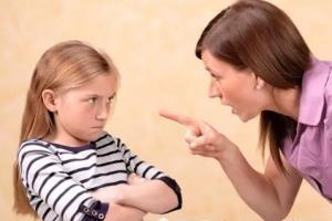 元认知干预技术：孩子公共场合无理取闹？这样管教，做个优雅妈妈！